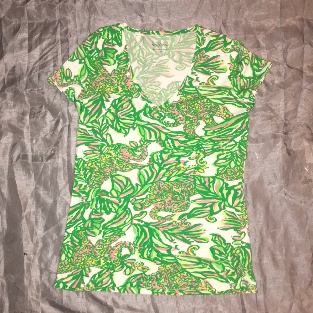 Festive fun v neck tee